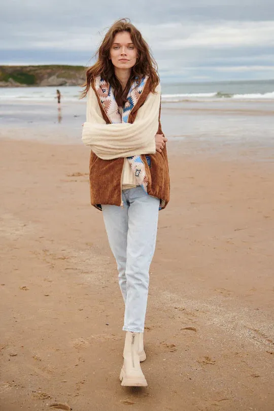 Caramel Latte Vest