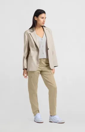 High waist cargo trousers with slim legs and pockets